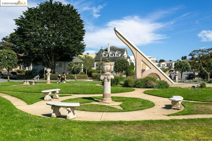 136 Majestic Ave, San Francisco, California 94112
