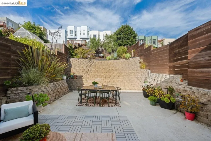 136 Majestic Ave, San Francisco, California 94112