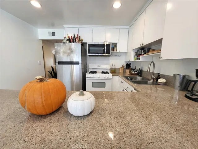 17932 Ranch Drive 21, Yorba Linda, California 92886