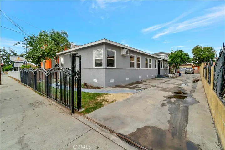 7327 Wilcox Avenue, Bell, California 90201