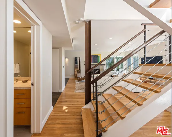 3326 Charleston Way, Los Angeles, California 90068