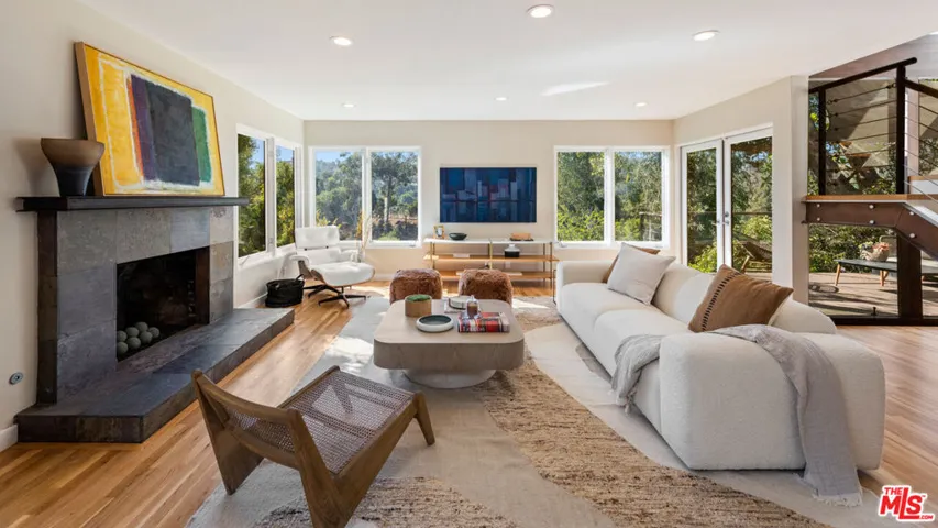 3326 Charleston Way, Los Angeles, California 90068