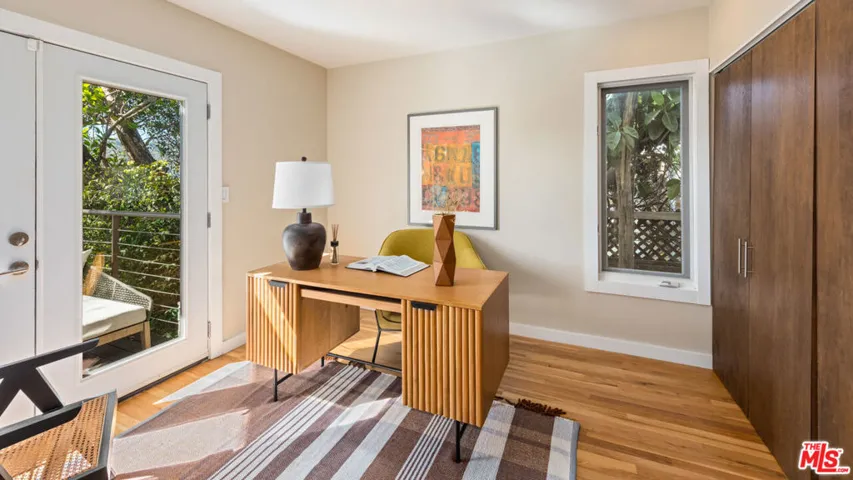 3326 Charleston Way, Los Angeles, California 90068