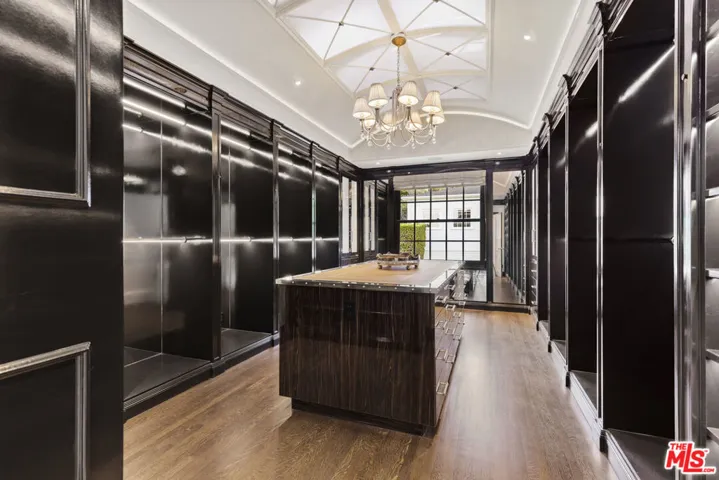 1401 N Doheny Drive, Los Angeles, California 90069