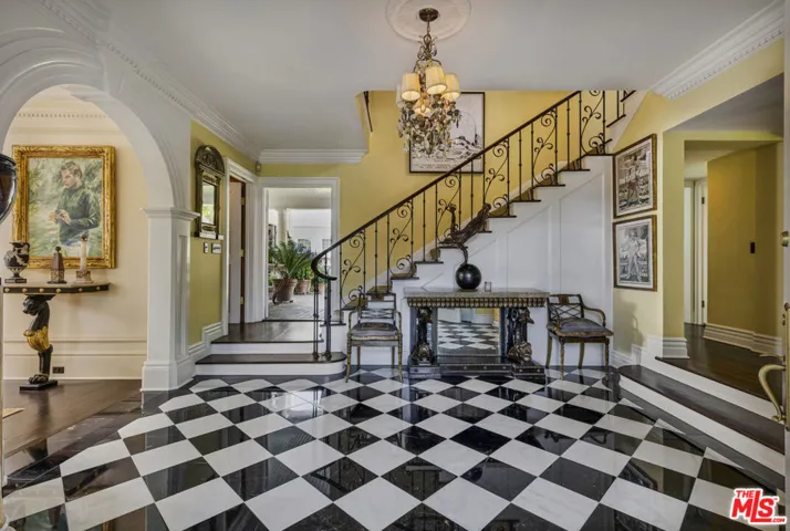 1401 N Doheny Drive, Los Angeles, California 90069