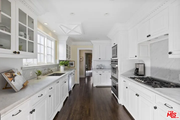 1401 N Doheny Drive, Los Angeles, California 90069