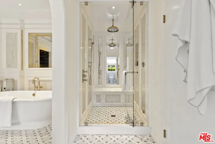 1401 N Doheny Drive, Los Angeles, California 90069