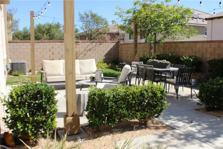 16137 Orchard Street, Fontana, California 92336