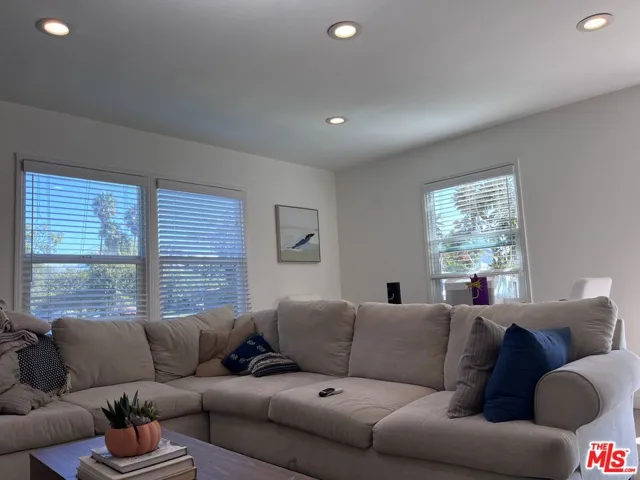 1947 Fullerton Avenue Front, Costa Mesa, California 92627