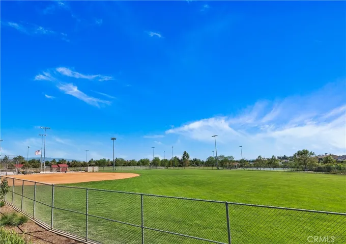 30572 Trumpet Vine Lane, Murrieta, California 92563