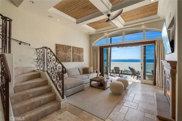 61 A Surfside, Surfside, California 90743