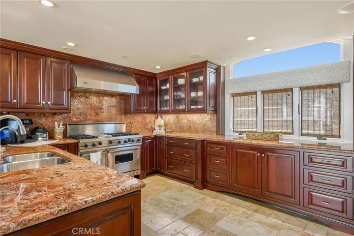 61 A Surfside, Surfside, California 90743