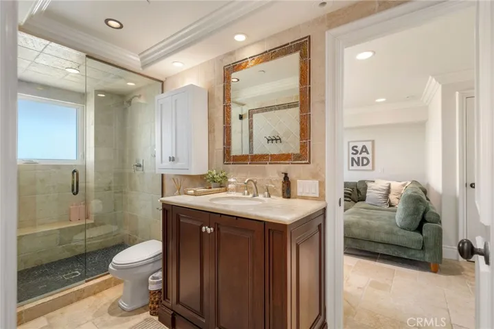 1st floor bathroom
