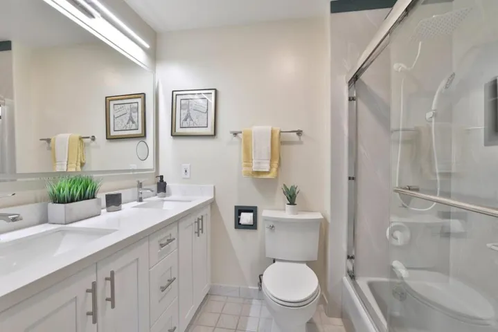 700 Chiquita Avenue 5, Mountain View, California 94041