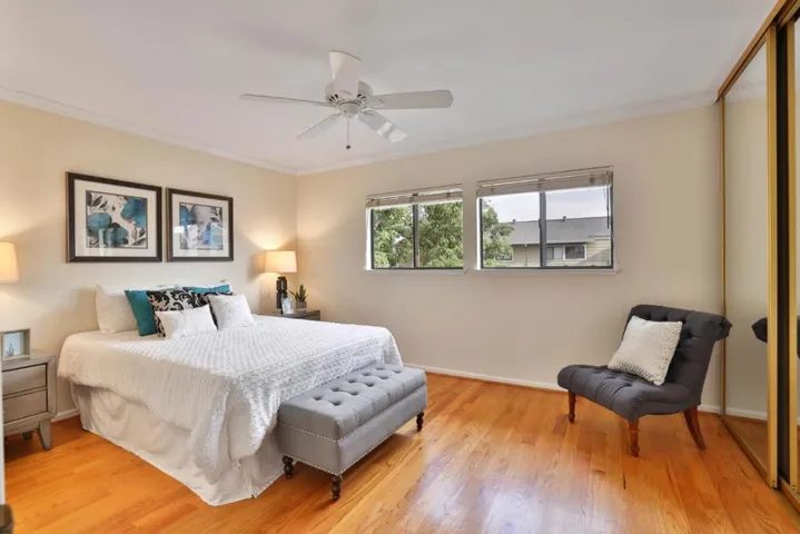 700 Chiquita Avenue 5, Mountain View, California 94041