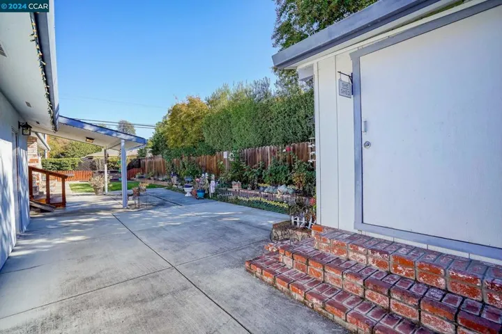 3850 Hitchcock Road, Concord, California 94518
