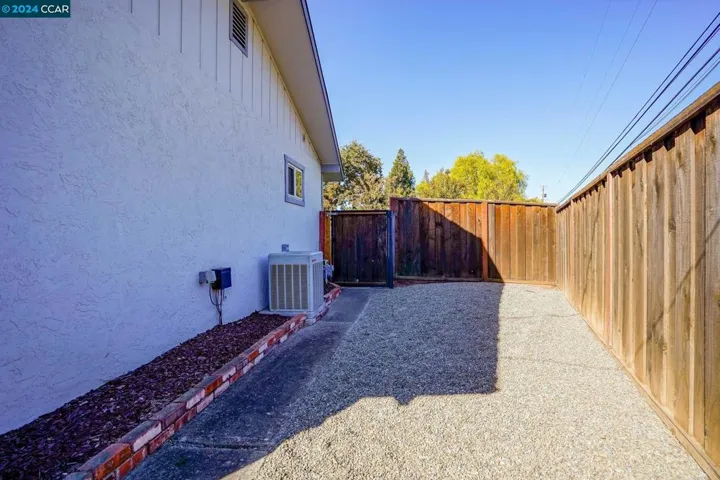 3850 Hitchcock Road, Concord, California 94518