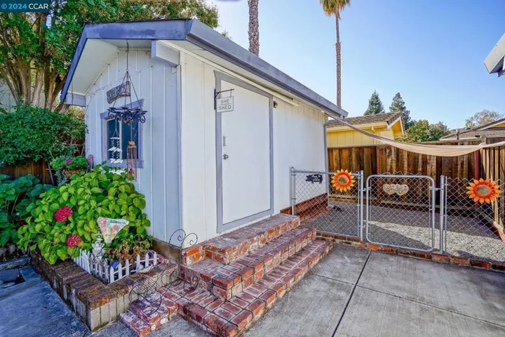 3850 Hitchcock Road, Concord, California 94518