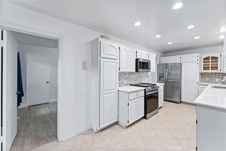 Kitchen view eight