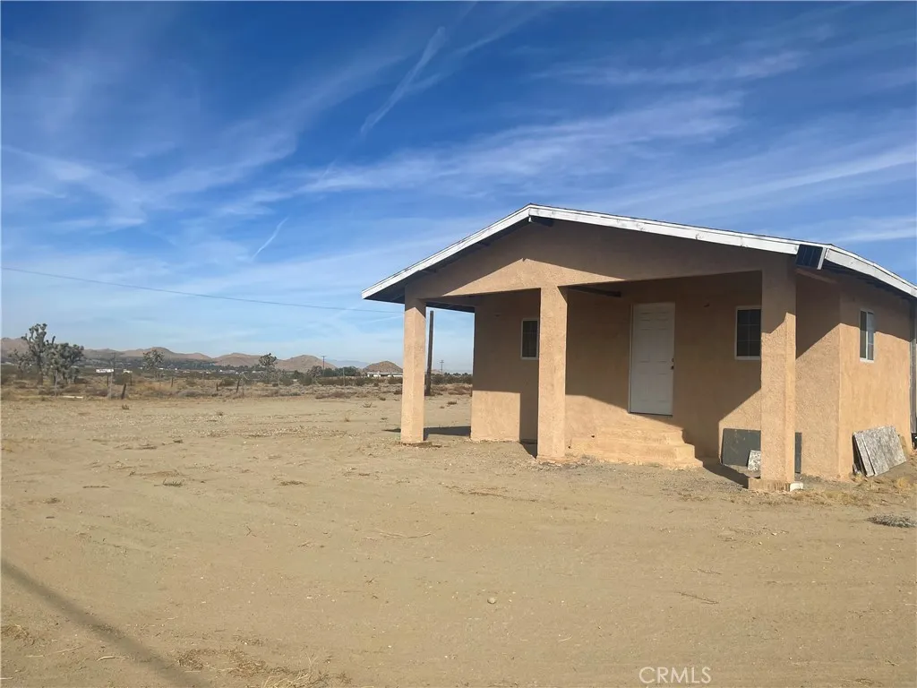 18645 E Palmdale Boulevard, Palmdale, California 93591 home-pic-7