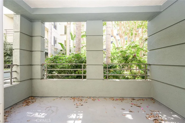 2253 Martin 120, Irvine, California 92612