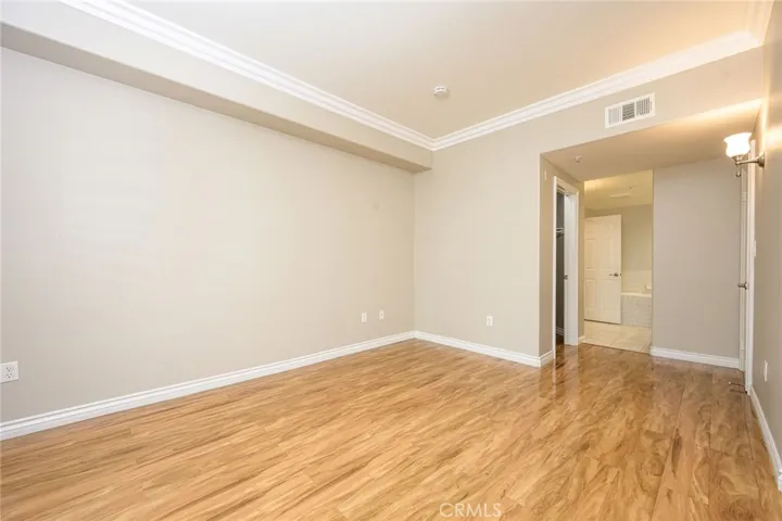 2253 Martin 120, Irvine, California 92612
