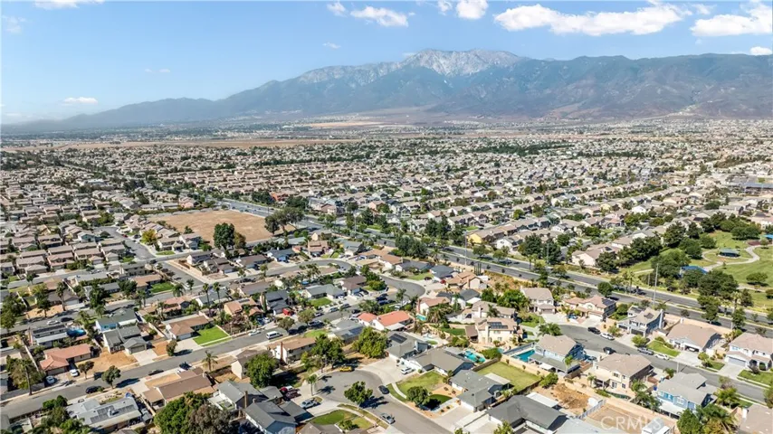 15600 Jackson Drive, Fontana, California 92336