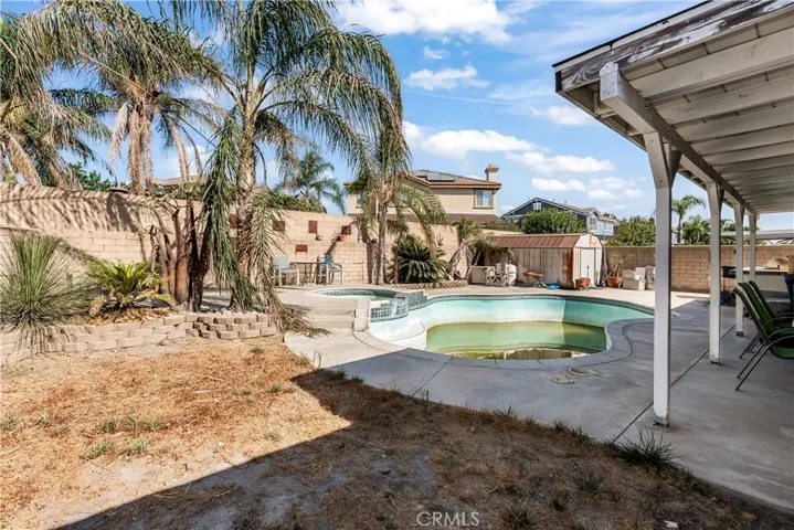 15600 Jackson Drive, Fontana, California 92336