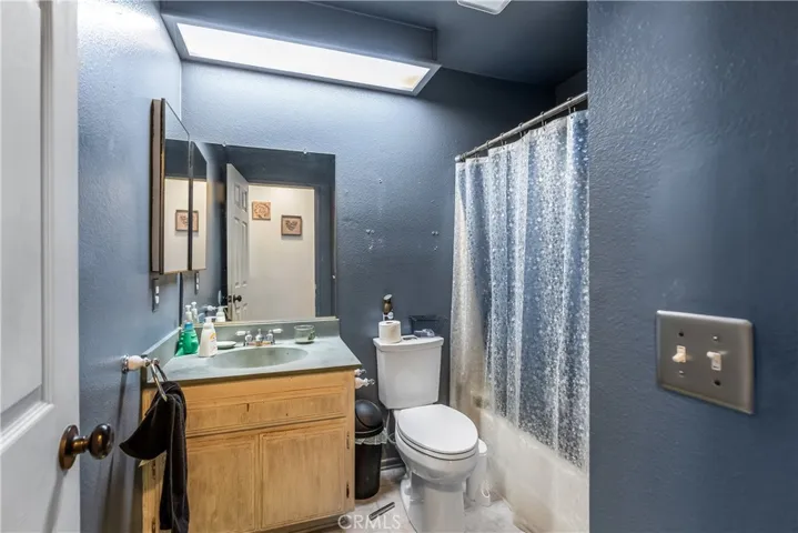 15600 Jackson Drive, Fontana, California 92336