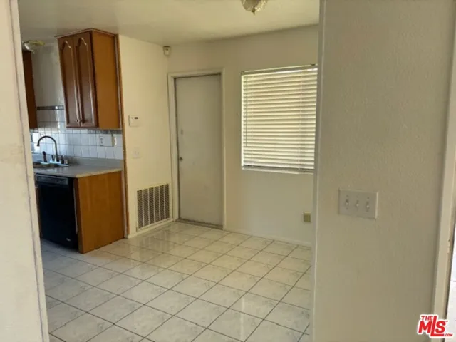 17820 17820 Bridgeport Street, Adelanto, California 92301