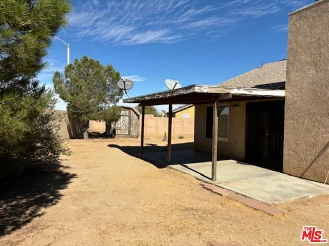 17820 17820 Bridgeport Street, Adelanto, California 92301