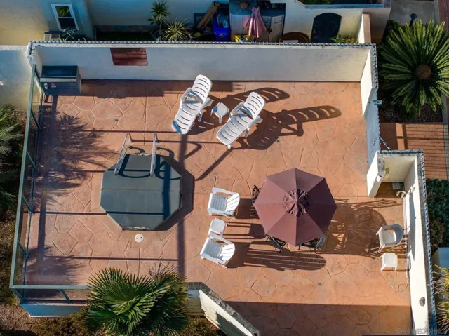 2140 Orinda Dr E, Cardiff By The Sea, California 92007