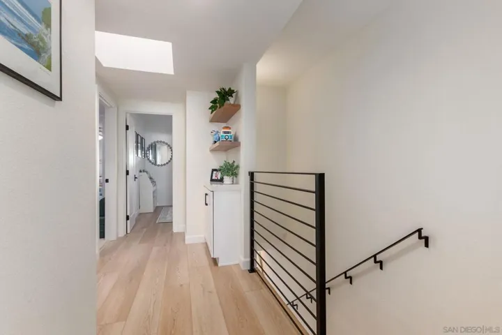 2140 Orinda Dr E, Cardiff By The Sea, California 92007
