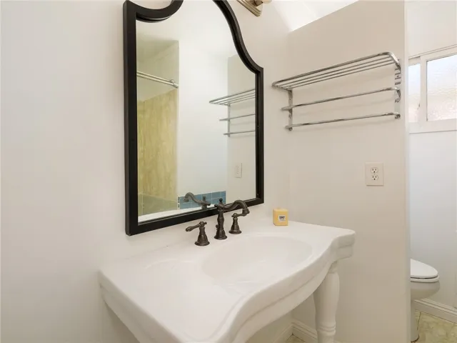 2010 W Macarthur Street, Rancho Palos Verdes, California 90275