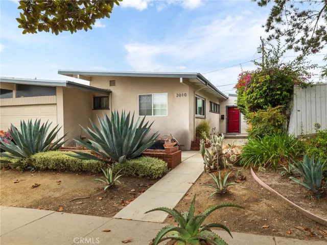 2010 W Macarthur Street, Rancho Palos Verdes, California 90275
