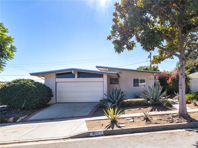 2010 W Macarthur Street, Rancho Palos Verdes, California 90275