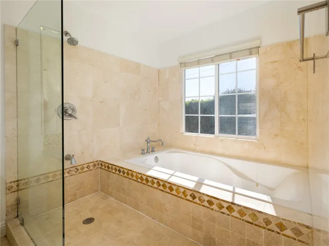 2010 W Macarthur Street, Rancho Palos Verdes, California 90275