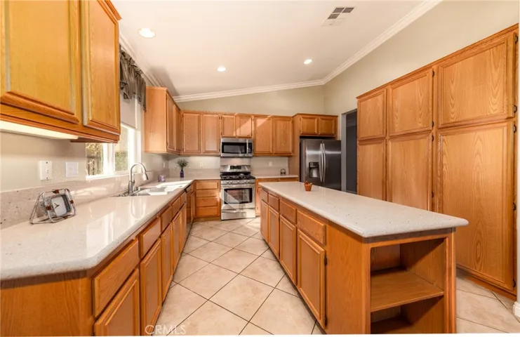 370 Casper Drive, Hemet, California 92545
