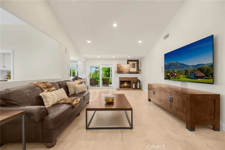 5661 Shady Glen Place, Yorba Linda, California 92886