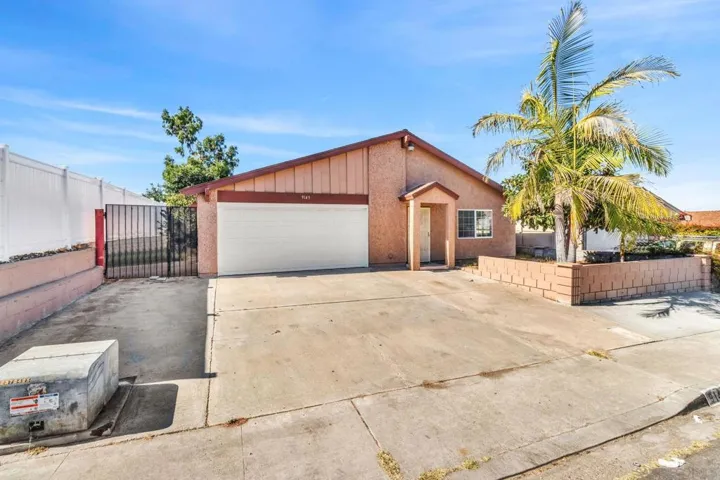 9143 Reagan Rd, San Diego, California 92126