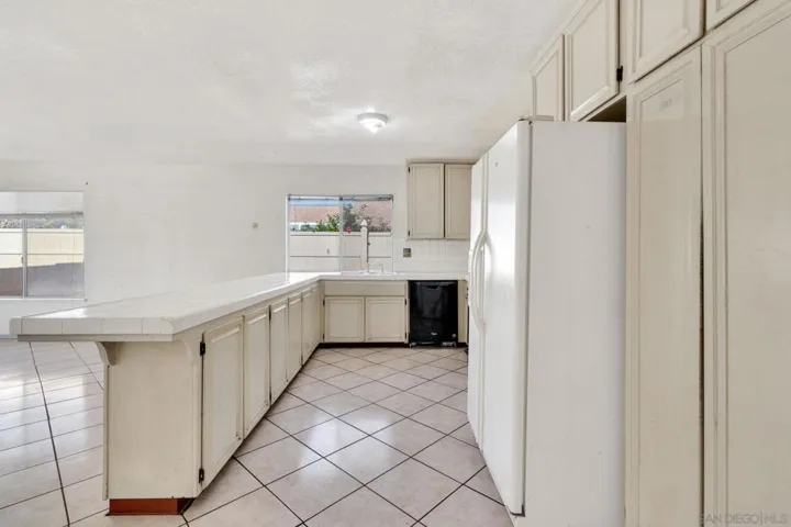 9143 Reagan Rd, San Diego, California 92126