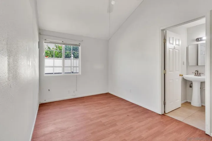 9143 Reagan Rd, San Diego, California 92126