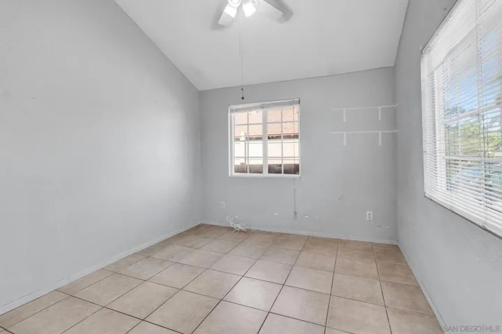 9143 Reagan Rd, San Diego, California 92126