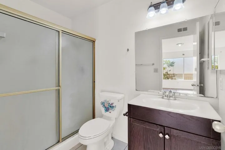 9143 Reagan Rd, San Diego, California 92126