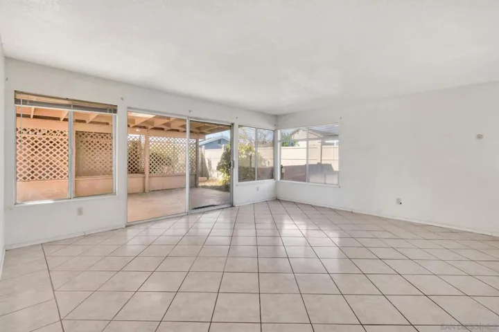9143 Reagan Rd, San Diego, California 92126
