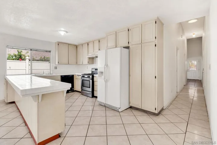 9143 Reagan Rd, San Diego, California 92126