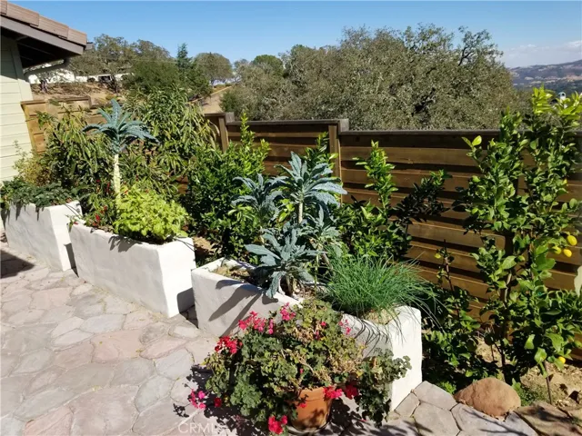 10675 Realito Avenue, Atascadero, California 93422