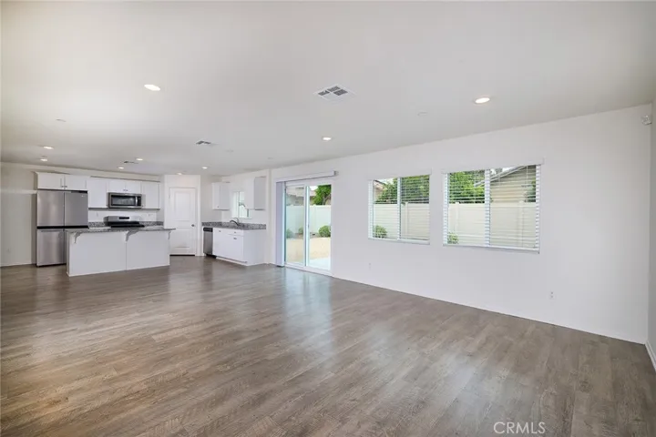 1237 Memorial Avenue, Hemet, California 92543