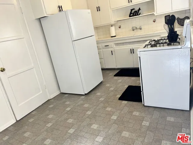 1026 Ocean Park Boulevard 3, Santa Monica, California 90405