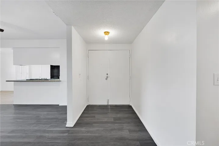 6631 Avenue De Palma, Jurupa Valley, California 92509